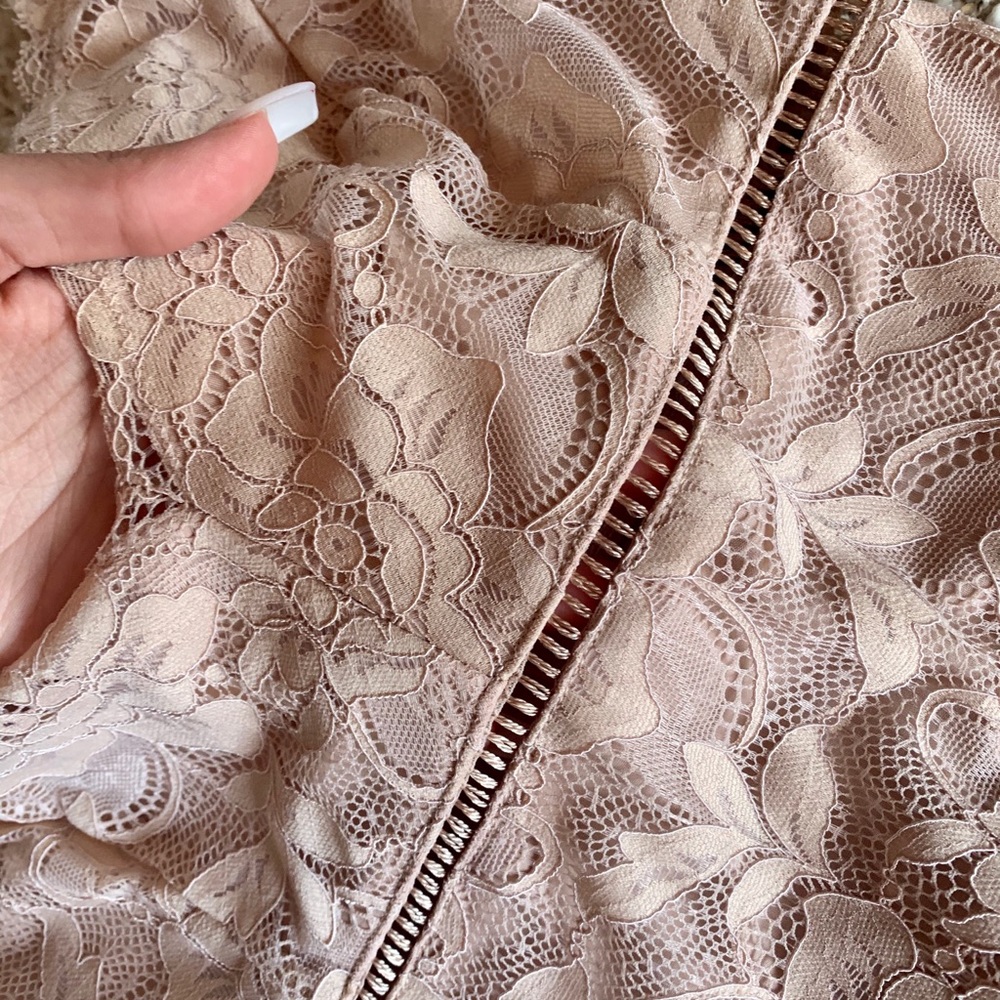 GUESS OFF SHOULDER STRAPPY LACE DRESS - Picture 4 of 6